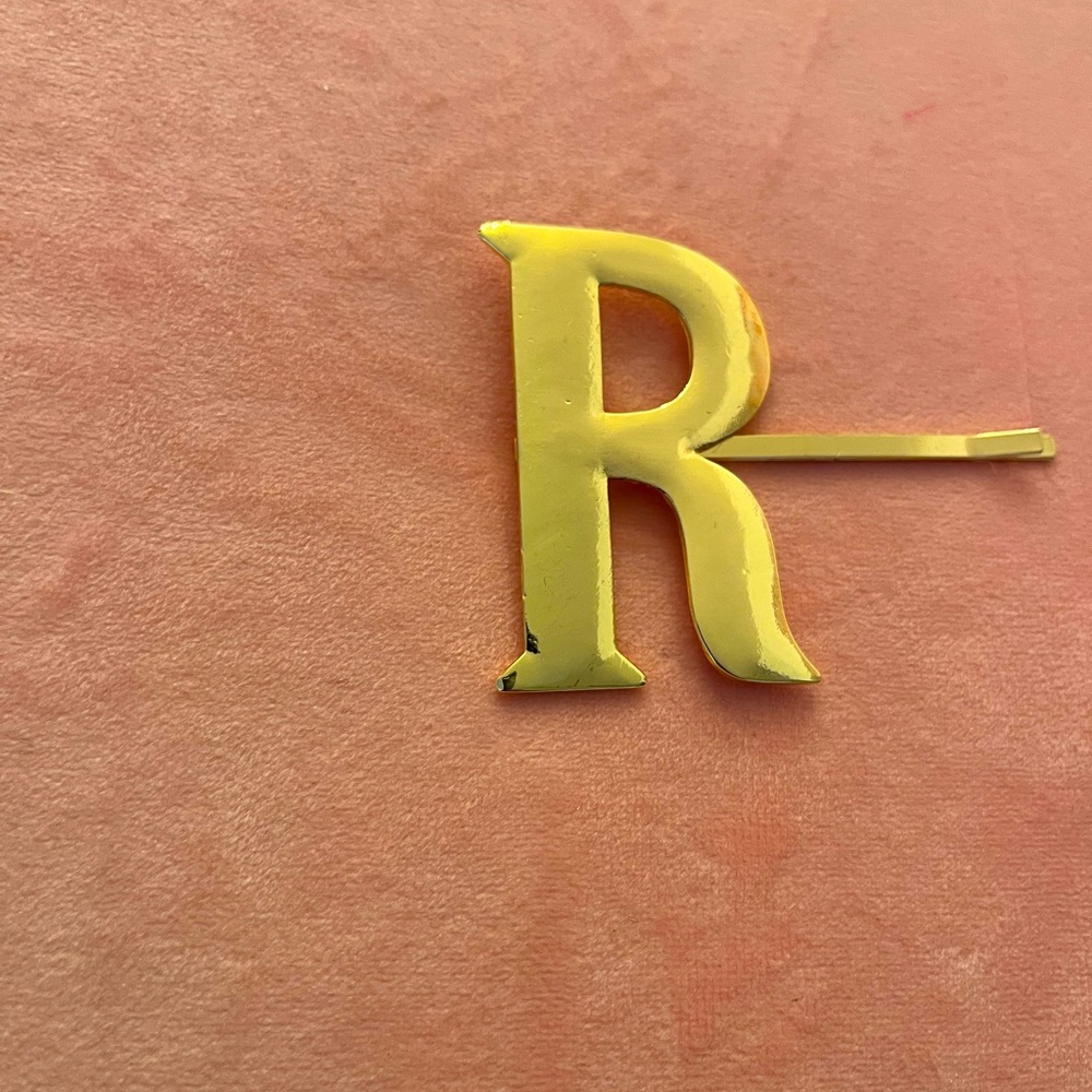 Fabulous letter initial R bobby pin hairpin!!